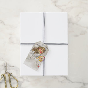 Weihnachten im viktorianischen Stil - Mädchen mit Geschenkanhänger
