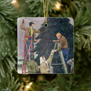 Weihnachten im Vintage-Stil, Familie beim Aufhänge Keramikornament