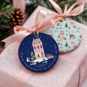 Weihnachten in neuer Zuhause Niedlich Town & Pink Ornament