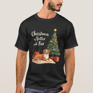 Weihnachten ist besser mit Pelztieren, die länger  T-Shirt
