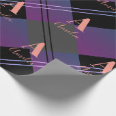 Weihnachten Kariert Modern Lila Geschenkpapier (Ecke)