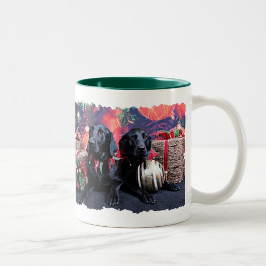 Weihnachten - Labrador - Banjo und ausgewachsener Zweifarbige Tasse (Rechts)