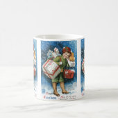 Weihnachten, Mädchen mit Geschenken im Winter Schn Kaffeetasse (Mittel)