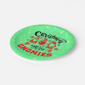 Weihnachten mit meinen Gnomen - Funny Red Green7" Pappteller (Schrägansicht)