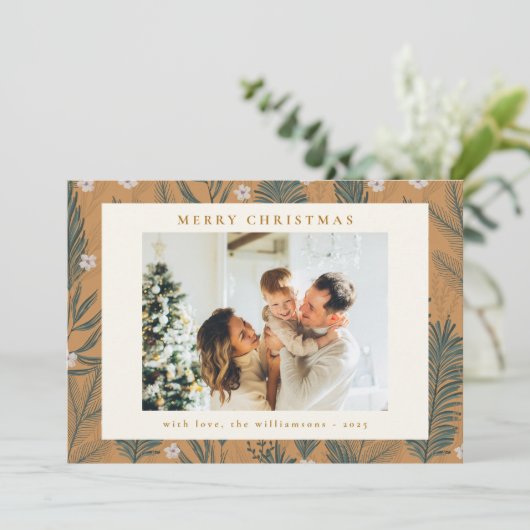 Weihnachten Modern Boho Botanische Grüne Zwei Foto (Stehend Vorderseite)