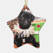 Weihnachten - Mops - Gänseblümchen Mae Keramikornament (Links)
