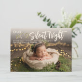 Weihnachten nicht Stille Nacht Gold Funny Baby Fot Ankündigung (Stehend Vorderseite)