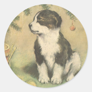 Weihnachten, Niedlicher Welpe unter Weihnachtsbaum Runder Aufkleber