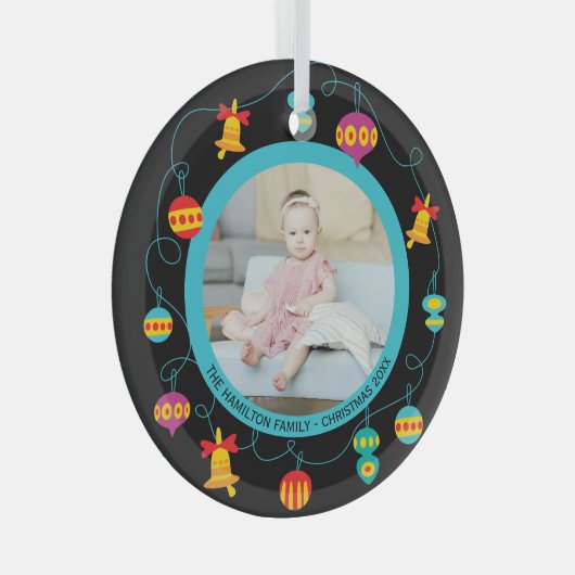 Weihnachten Personalisierter Spaß Modernes Kranz-F Ornament Aus Glas (Vorderseite Rechts)