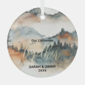 Weihnachten Rustikales Erlebnis Outdoor Couple Ornament Aus Glas (Vorderseite)