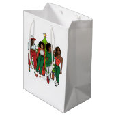 Weihnachten Schwarzes Mädchen Magic Melanin Frauen Mittlere Geschenktüte (Rückseite Schrägansicht)