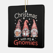 Weihnachten WIth My Gnomies Buffalo Kariert Keramikornament (Links)