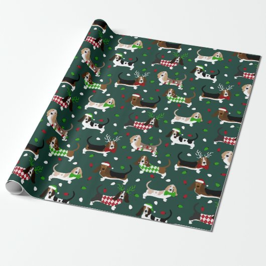 Weihnachts Basset Hound Forest Green Geschenkpapier (Ungerollt)