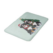 Weihnachts Berner Sennenhunde Badematte (Schrägansicht)