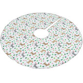 Weihnachts Cairn Terrier in Weihnachtsmannmützen W Polyester Weihnachtsbaumdecke (Schrägansicht)