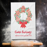 Weihnachts-Cookie-Exchange-Party Geschirrtuch<br><div class="desc">Dieses niedliche und charmante Küchenhandtuch ist perfekt für Ihr Cookie Exchange Party. Es ist mit einer dekorativen Aquarell eines festlichen Kranzes von Weihnachtskeksen bedruckt. Gib es als Gastgeschenk. Passen Sie dieses Küchentuch mit Ihrem Namen und Jahr an. Genießen Sie den Urlaubsspass! Original Wasserfarbe © Michele Davies.</div>