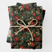 Weihnachts-Eleganz: Timeless Holly Wreath Pattern Geschenkpapier Set (Beispiel)