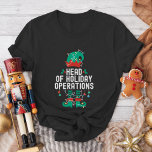 Weihnachts-Elf-Office-Team-Party und Familienanpas T-Shirt<br><div class="desc">Holen Sie sich mit unseren lustigen Weihnachtsfeiern Ihr Büroteam, Ihre Familie oder Ihre Freunde in den Urlaubssgeist! Diese Shirts sind perfekt für Party, Ansammlungen oder Feierlichkeiten geeignet und bieten eine unterhaltsame Drehung für die Ferienzeit. Ob für die Arbeit, familienfreundliche Outfits oder Freunde, diese T-Shirts machen Ihr Foto für die Feriengruppe...</div>