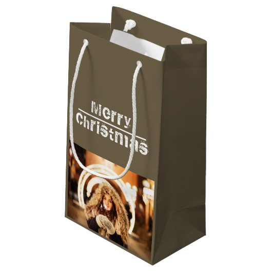 Weihnachts Foto Holiday Modernes Grau Kleine Geschenktüte (Rückseite Schrägansicht)