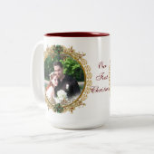 Weihnachts-Foto-Tasse Unsere ersten Weihnachten Zweifarbige Tasse (Vorderseite Links)