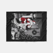 Weihnachts-Funny Cat Selfie mit dem Weihnachtsmann Fleecedecke (Vorderseite (Horizontal))