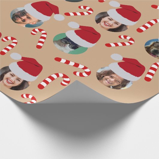 Weihnachts-Funny Familie Foto Weihnachtsmannmützen Geschenkpapier (Ecke)