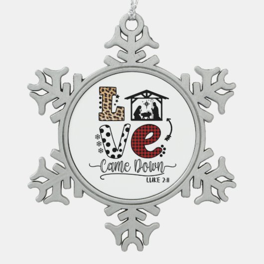Weihnachts-Geschenkidee Liebe heruntergekommen Schneeflocken Zinn-Ornament (Vorderseite)