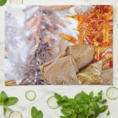 Weihnachts-Glitzer Rosa und Weiß-Ball Geschirrtuch (Gefaltet)