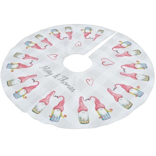 Weihnachts-Gnome in Liebe Wasserfarbe Mit Monogram Polyester Weihnachtsbaumdecke (Schrägansicht)