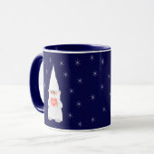 Weihnachts-Gnome und Schneeflocken auf Navy Blue Tasse (Vorderseite Links)