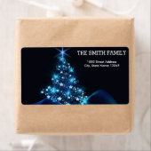 Weihnachts-Goldbaum mit schwarzem Hintergrund (Insitu)