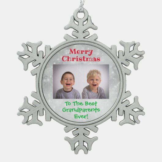 Weihnachts-Großeltern-Grandkids-Foto Schneeflocken Zinn-Ornament (Vorderseite)