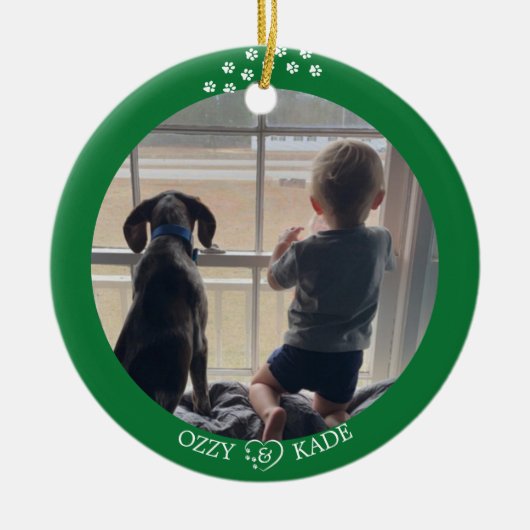 Weihnachts-Grün-Weiß-Personalisiert-Kind-Begleiter Keramik Ornament (Vorne)