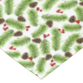 Weihnachts-Grüne Pine-Blätter, Cones & Red Berries Tischdecke (Schrägansicht)