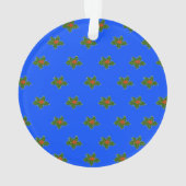 Weihnachts-Holly-Dekorationsmuster auf blau Ornament (Rückseite)