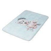 Weihnachts-Husky-Hund in einer Weihnachtsmannmütze Badematte (Schrägansicht)