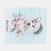 Weihnachts-Husky-Hund in einer Weihnachtsmannmütze Fleecedecke (Vorderseite (Horizontal))