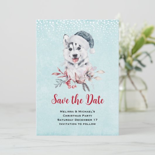 Weihnachts-Husky-Hund in einer Weihnachtsmannmütze Save The Date (Stehend Vorderseite)