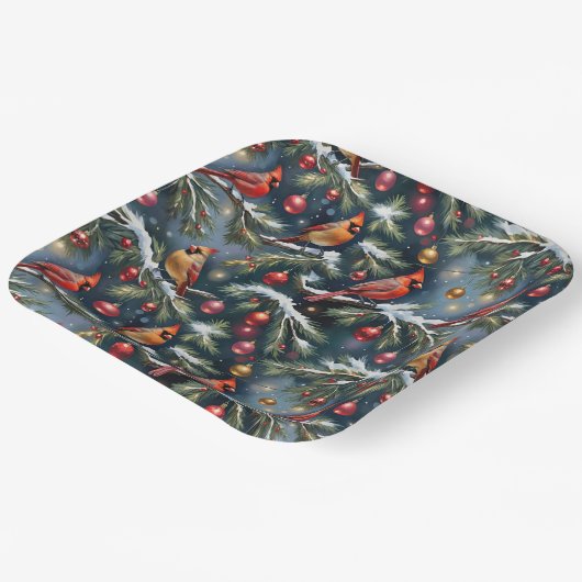 Weihnachts-Kardinal auf Schneebründen und Ornament Pappteller (Gewinkelt)