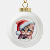 Weihnachts Kätzchen Keramik Kugel-Ornament (Vorderseite)
