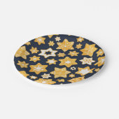 Weihnachts-Keks mit blaugrauem Hintergrund Pappteller (Schrägansicht)