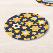 Weihnachts-Keks mit blaugrauem Hintergrund Runder Pappuntersetzer (Angewinkelt)