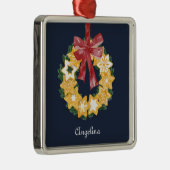 Weihnachts-Keks mit blaugrauem Hintergrund Silbernes Ornament (Rechts)