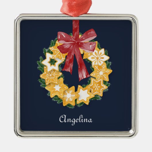 Weihnachts-Keks mit blaugrauem Hintergrund Silbernes Ornament (Vorne)