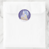 Weihnachts-Kirche Schnee bedeckt Runder Aufkleber (Tasche)