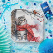 Weihnachts-Kitty sieht einen Kardinal Pappteller (Party)