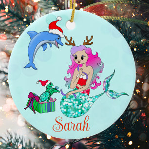 Weihnachts-Meerjungfrau öffnet Geschenke Name Keramik Ornament