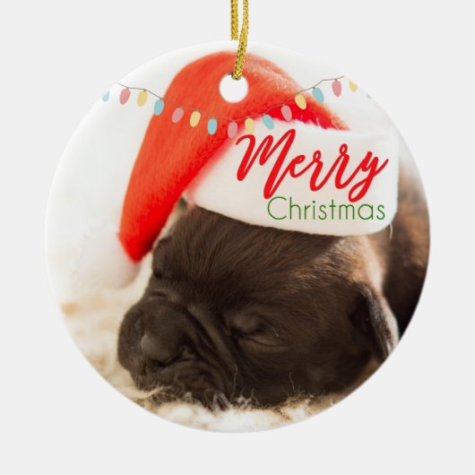 Weihnachts-Mops in Weihnachtsmannmütze mit festlic Keramikornament (Vorne)