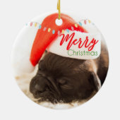 Weihnachts-Mops in Weihnachtsmannmütze mit festlic Keramikornament (Hinten)