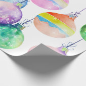 Weihnachts-Multicolor-Bälle Ornamente Geschenkpapier (Ecke)